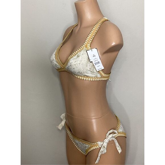 New. Pilyq Cobra Crochet trim bikini. S-top/M-bottom. Retails $178 - Picture 7 of 12